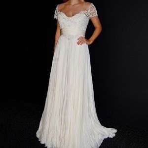 Reem Acra #5105